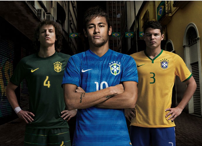 Terceira camisa do Brasil 2014 Verde Escura » Mantos do Futebol