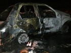 Carro pega fogo após bater em caminhão na rodovia em Jaú 