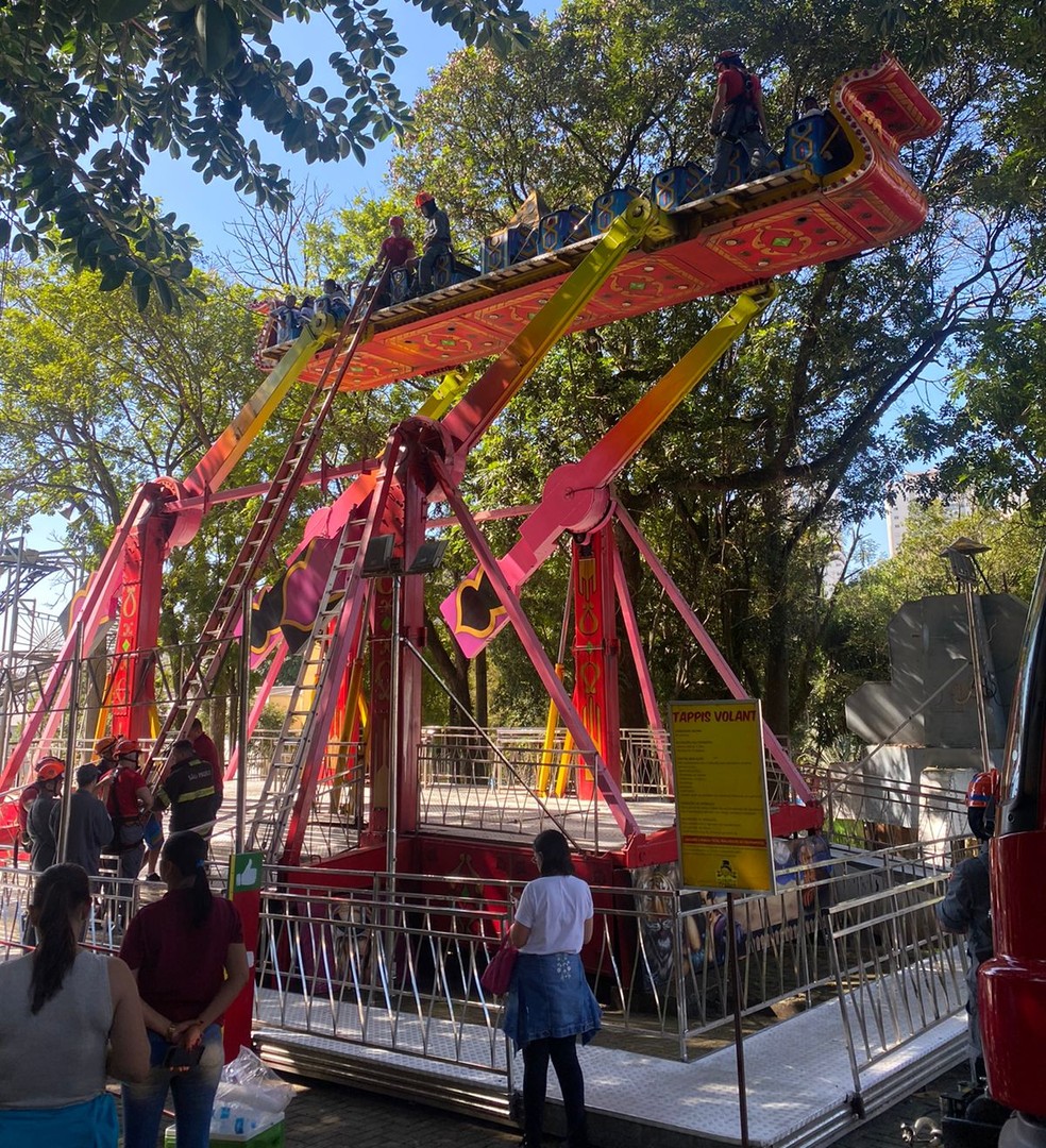 Brinquedo onde crianças ficaram presas se chama 'Tapete' — Foto: Parque das Crianças
