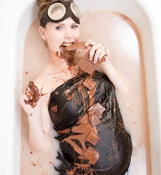 Quem nunca quis entrar em uma banheira de chocolate na gravidez?  (Foto: Divulgação)