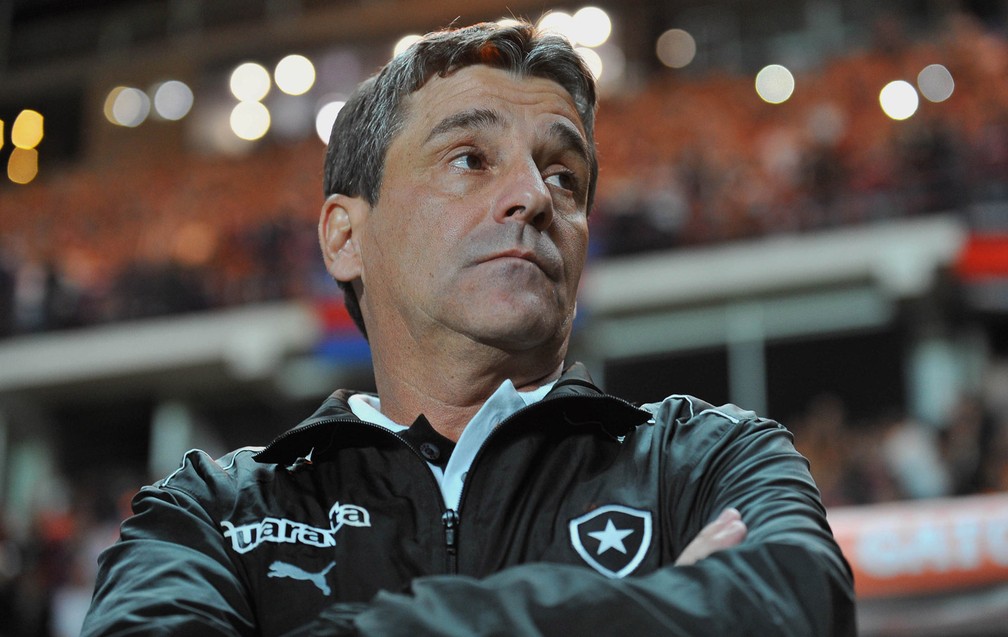 PRA CIMA! Corinthians acerta com reforço do Botafogo para renovar a base
