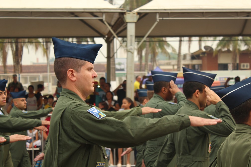 Aeronáutica participa de desfile militar em Porto Velho. (Foto: Pedro Bentes/G1)