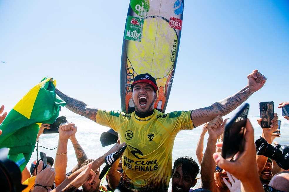 Gabriel Medina tornou-se tricampeão mundial de surfe — Foto: Foto: WSL