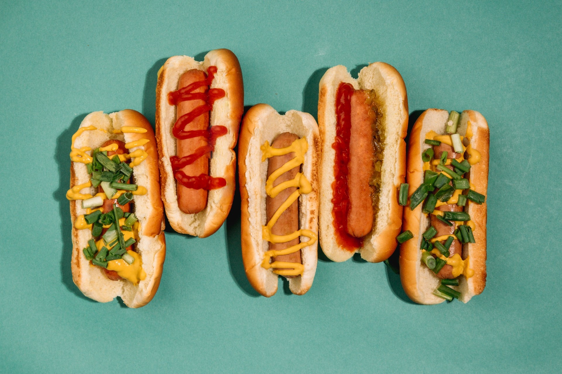 Em estudo dos EUA, mais de um terço das crianças pensa que hot dog e nuggets são vegetais (Foto: Ball Park Brand/Unsplash)
