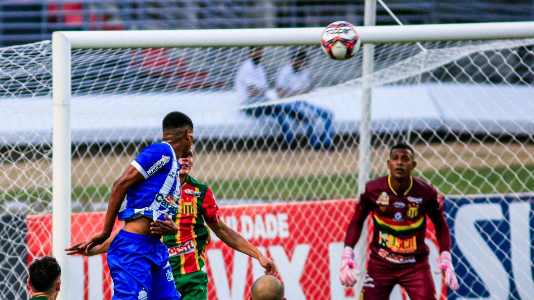 Veja os melhores momentos do empate do Sampaio contra o ...