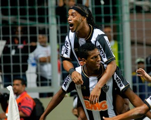 Ronaldinho Jô gol Atlético-MG x São Paulo (Foto: Yuri Edmundo / Ag. Estado)