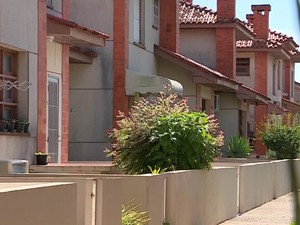 Reforma em fachada de condomínio não aconteceu (Foto: Reprodução/RBS TV)