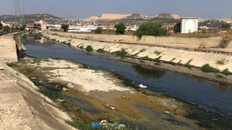 O Rio Azul, em Túnis, tem uma das maiores concentrações de drogas, segundo o estudo (Foto: Dr. John Wilkinson via BBC News)