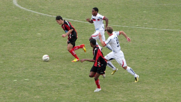 Lance do jogo Iuano x Paulista de Jundiaí Copa Paulista (Foto: Rafaela Gonçalves/Globoesporte.com)
