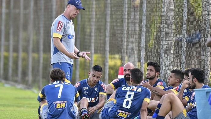 Cruzeiro quer aprender com erros de 2016 e tirar lições para o próximo ano
