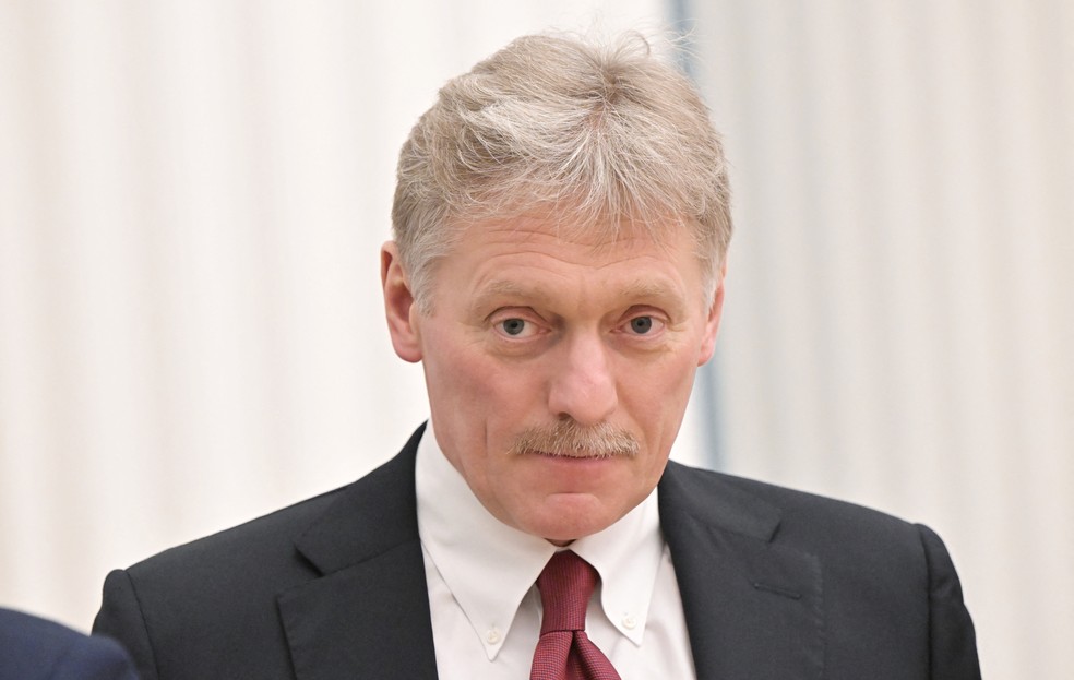 Dmitry Peskov, porta-voz do Kremlin, durante discurso na última sexta (18) — Foto: Sputnik/Sergey Guneev/Kremlin via REUTERS