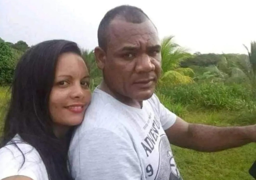 Kátia da Cruz Bernardo foi assassinada pelo marido nessa quarta-feira (15) a golpes de terçado em Cruzeiro do Sul — Foto: Arquivo pessoal