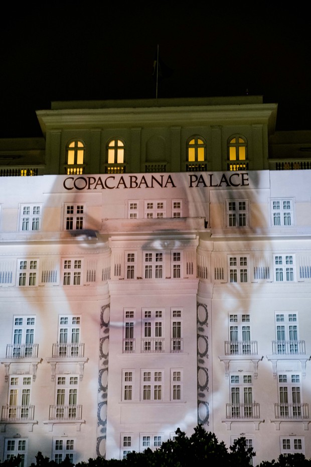 Fachada do Copacabana Palace recebe projeção de filme com Beyoncé e Jay-Z (Foto: Divulgação)