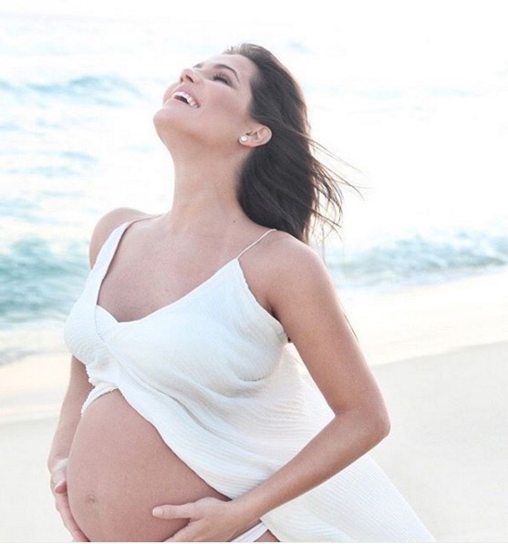 Deborah Secco  grávida e linda (Foto: Reprodução - Instagram)