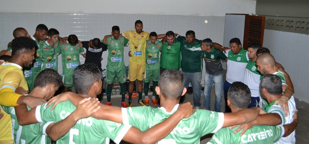 O Nacional de Patos venceu cinco das últimas seis partidas e ainda briga pelo primeiro lugar do Grupo A do Campeonato Paraibano (Foto: Divulgação / Nacional de Patos)