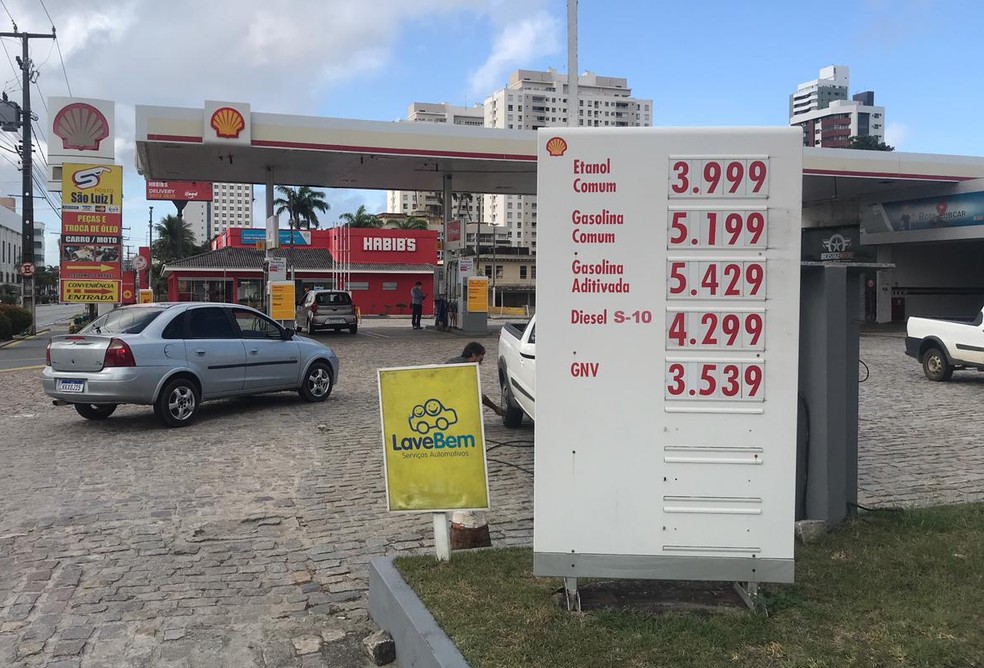 Após novo aumento, preço da gasolina passa dos R$ 5 em Natal | Rio Grande do  Norte | G1