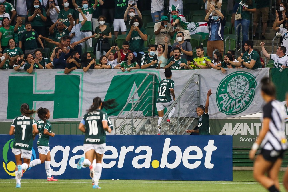 Palmeiras vai mandar jogos do time feminino no Allianz 