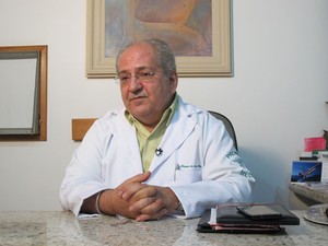 Médico responsável pela inseminação artificial em mulher de 61 anos em Santos (Foto: Anna Gabriela Ribeiro/G1)