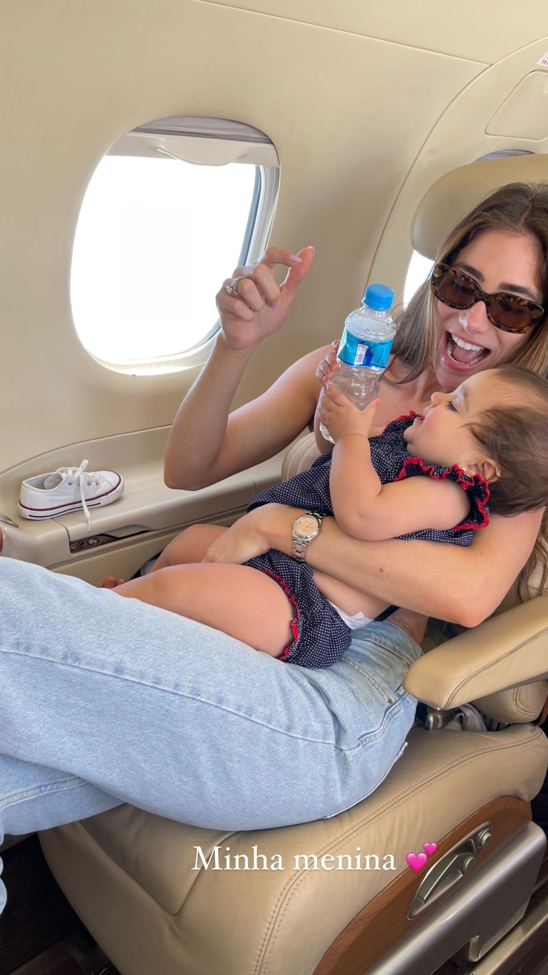 Romana Novais posta viagem de jatinho com filhos e Alok (Foto: Reprodução/Instagram)