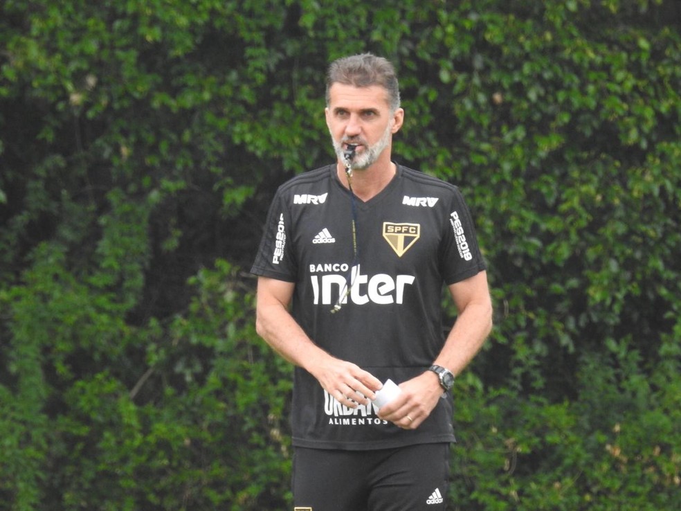Vagner Mancini assume o São Paulo interinamente até Cuca terminar tratamento cardiológico — Foto: Marcelo Hazan