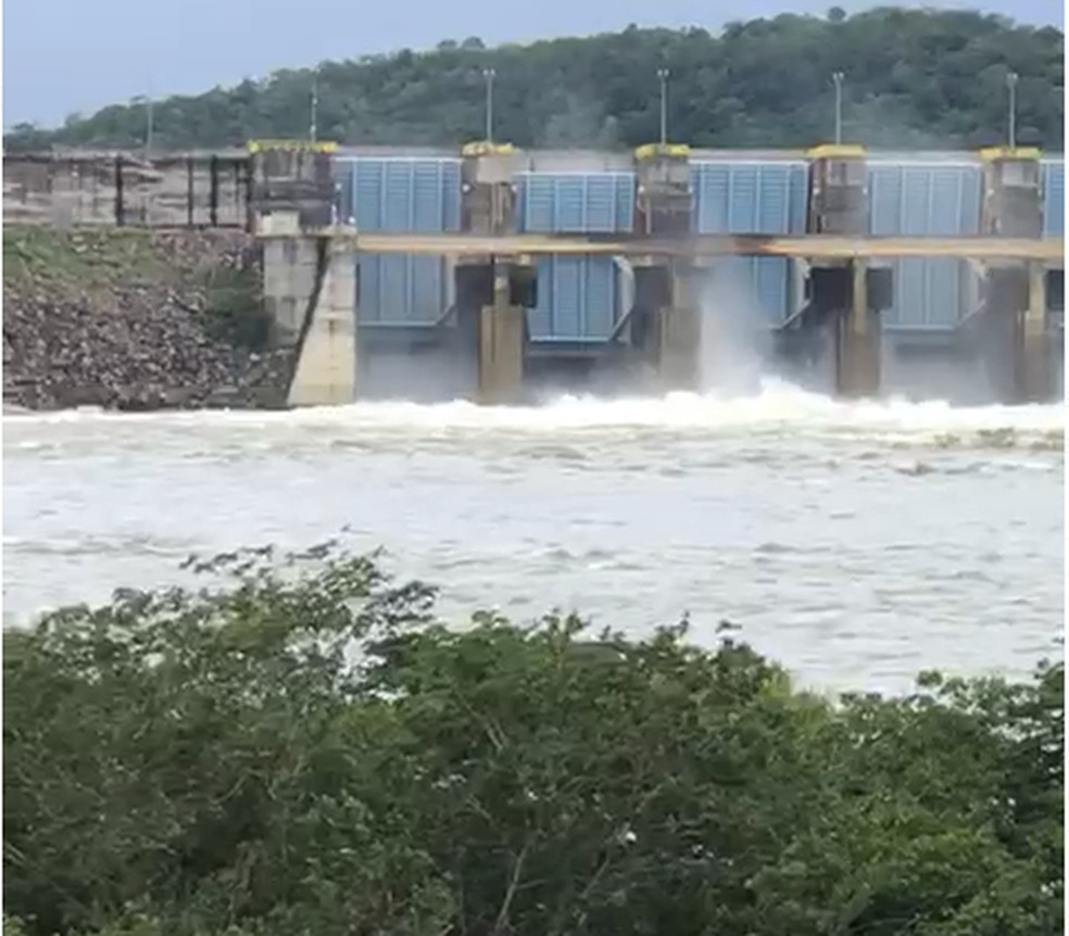 Usina hidrelétrica de lajeado teve as comportas abertas — Foto: Divulgação