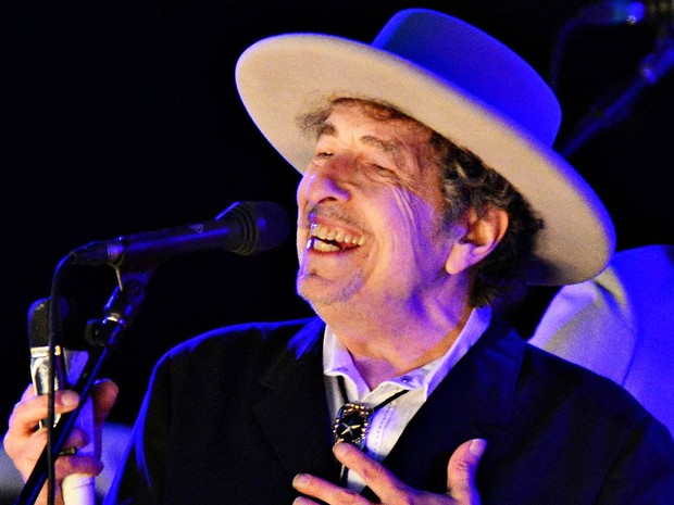 Bob Dylan durante show no Hop Festival em Paddock Wood, na Inglaterra, em junho de 2012 (Foto: Ki Price/Reuters/Arquivo)