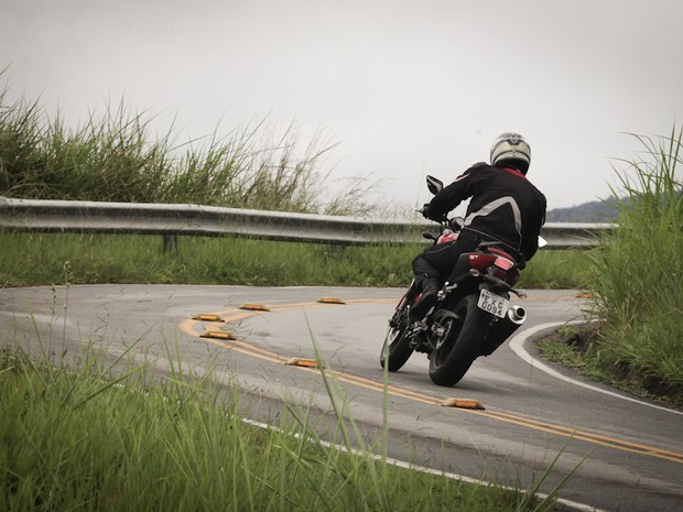 Pneu para moto de pista de corrida