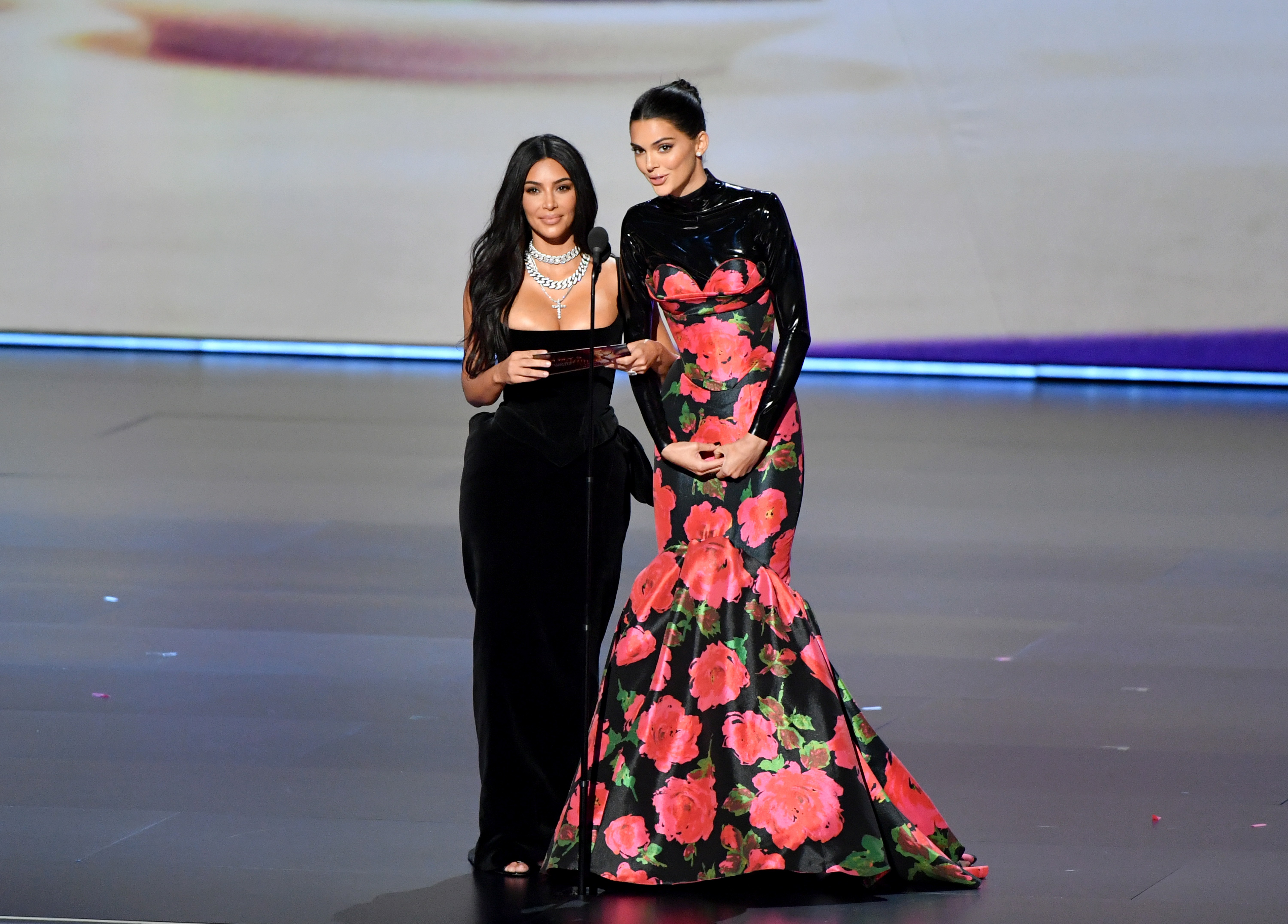 Kim Kardashian e Kendall Jenner  (Foto: Getty Images)