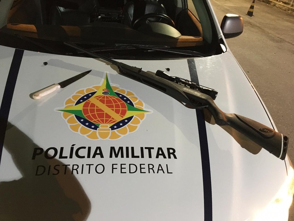 PMDF apreende faca que teria siso usada por homem para ameaçar ex-mulher, em Samambaia — Foto: PMDF/Divulgação