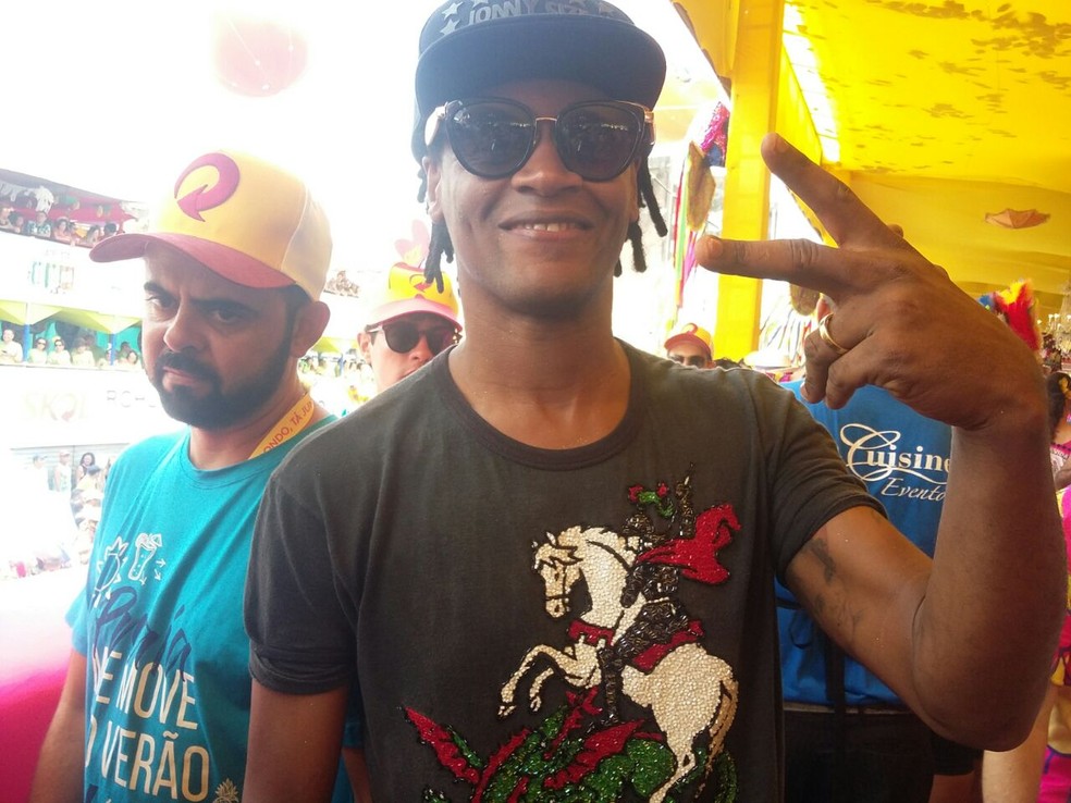 O cantor Toni Garrido volta mais uma vez ao Galo da Madrugada (Foto: Pedro Alves/G1)