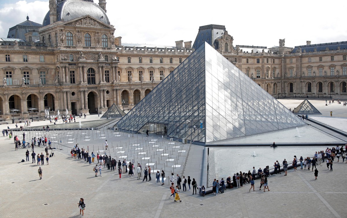 Louvre pierde 70% de visitantes en 2021 respecto a 2019 | Arte pop