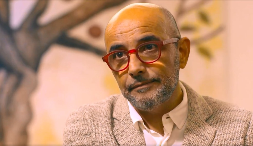 O dr. Fábio Bibancos criou o projeto Apolônias do Bem, que oferece tratamento dentário gratuito para mulheres vítimas de violência doméstica — Foto: TV Globo