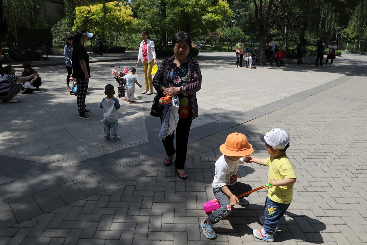 China, onde política do filho único vigorou por 35 anos, vai dar benefícios  às famílias que tiverem mais crianças | Mundo | G1