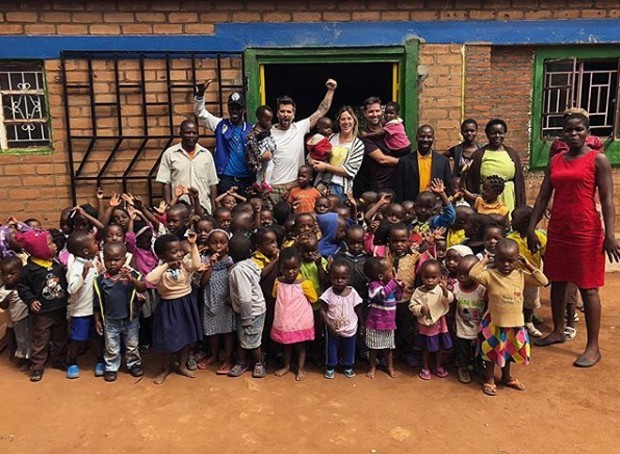 Giovanna Ewbank e Bruno Gagliasso visitam o Malawi (Foto: Reprodução/Instagram)