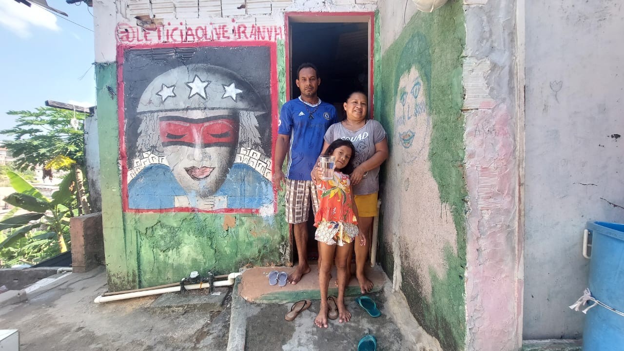 Serviço de água encanada muda realidade de indígenas em bairro de Manaus