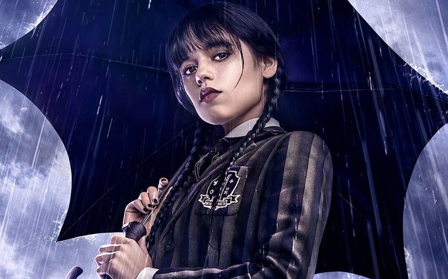 Na série Wandinha, a atriz Jenna Ortega dá vida a personagem-título