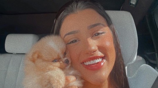 Bia Miranda lamenta morte de seu cachorrinho: "Meu anjinho"; vídeos