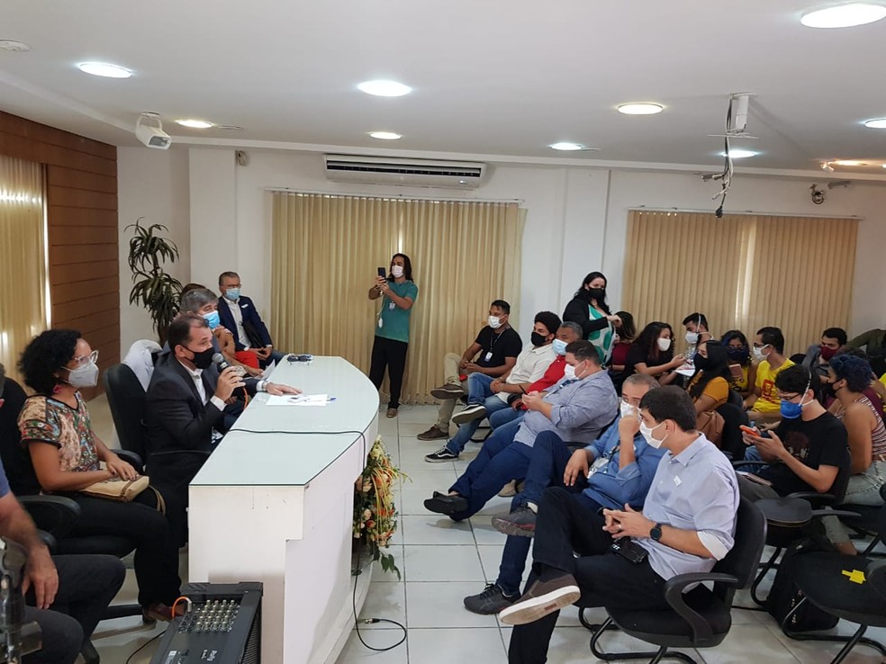 Reunião na Câmara Municipal de Natal — Foto: Sara Cardoso/Inter TV Cabugi