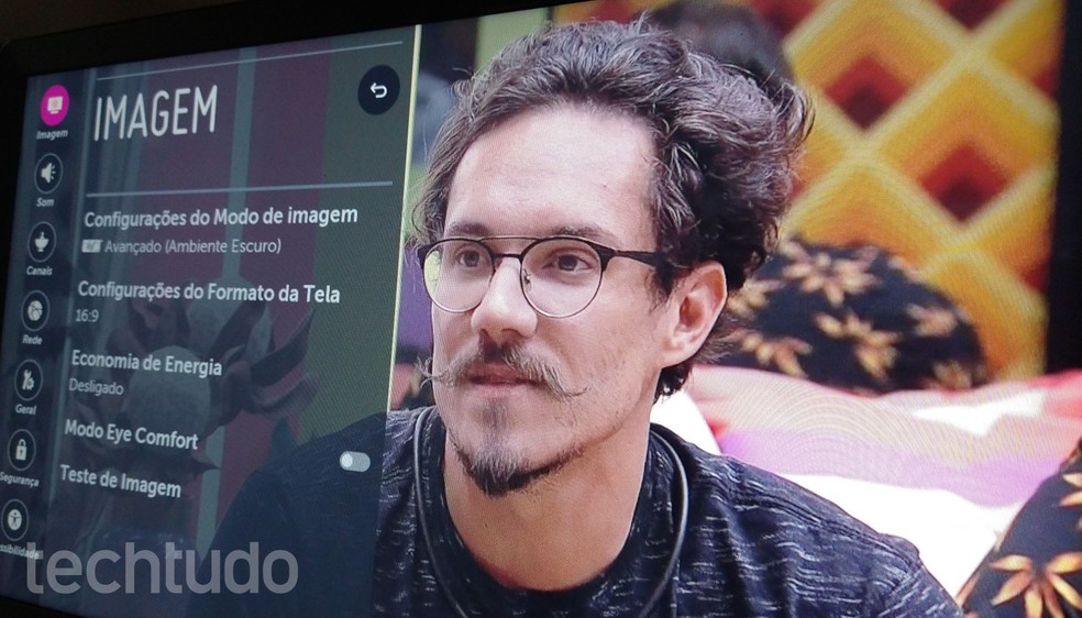 Confira cinco ajustes que melhoram a qualidade da imagem da sua smart TV — Foto: Raquel Freire/TechTudo