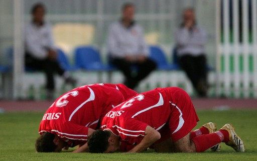 O Hajj do futebol: jogadores muçulmanos estão encontrando