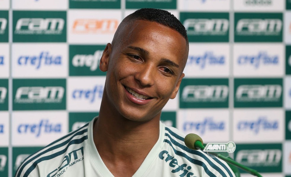 Faz tempo que Deyverson nÃ£o aparece na sala de imprensa â€” Foto: Cesar Greco/Ag. Palmeiras