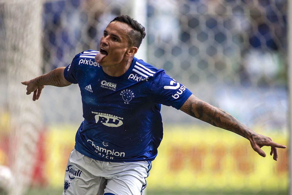 Edu é artilheiro do Cruzeiro na temporada — Foto: Staff Images