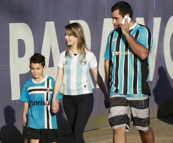 Grêmio abre venda de ingressos para estreia às 11h com promoção às mães