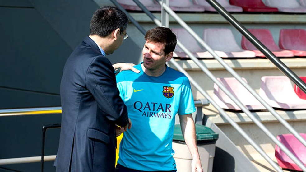 Messi e Bartomeu, em 2014: presidente se tornou desafeto do craque — Foto: Germán Parga / Site Oficial do Barcelona