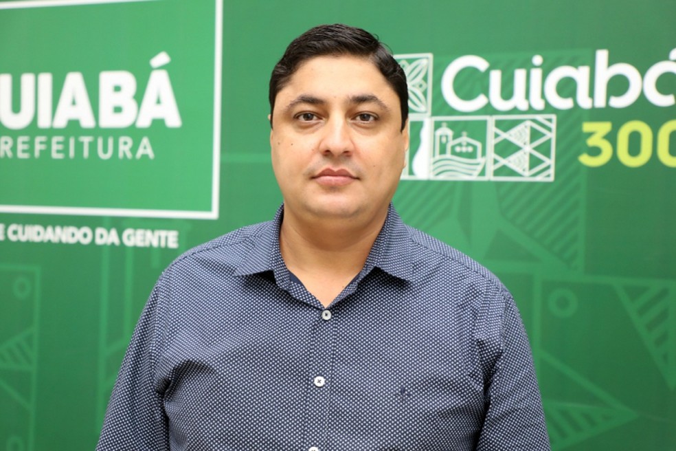 Clio Rodrigues foi nomeado secretrio de Sade de Cuiab aps a sada de Ozenira Fliz — Foto: Assessoria