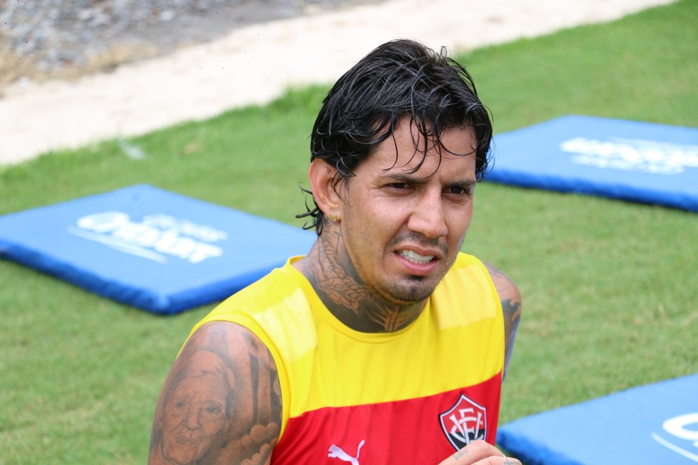 Victor Ramos foi pivô de caso resolvido na Justiça após a queda do Inter em 2016 — Foto: Francisco Galvão/EC Vitória/ Divulgação