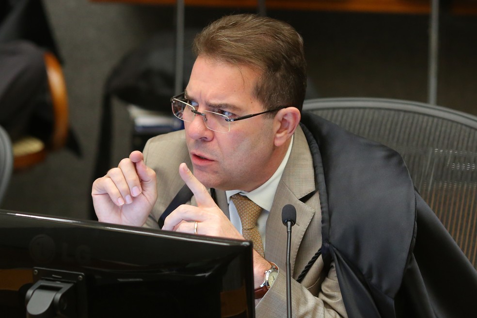 Ministro Ribeiro Dantas deferiu o pedido da Defensoria e absolveu o r&eacute;u &mdash; Foto: S&eacute;rgio Lima/STJ