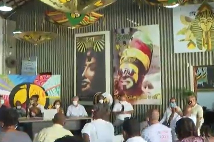 Entidades carnavalescas de Salvador lançam manifesto que propõe criação de auxilio para pessoas que trabalham no evento