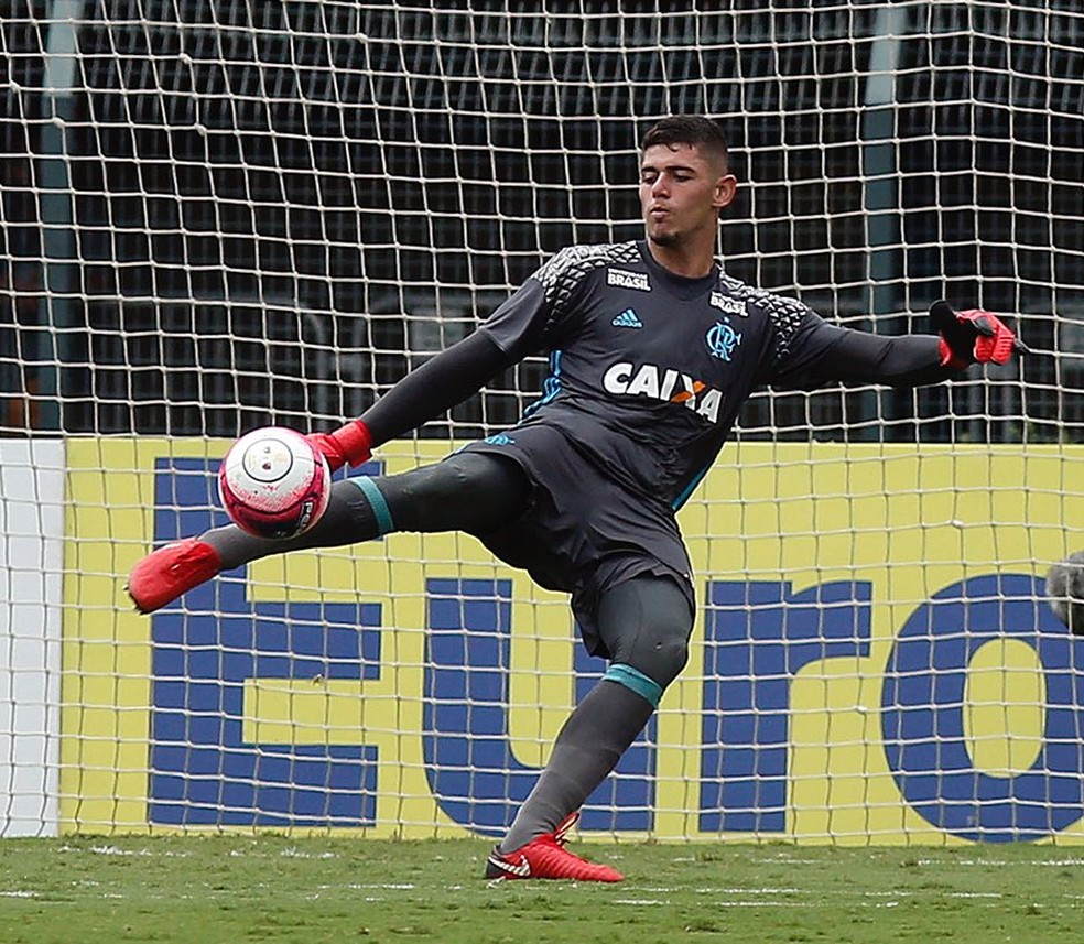 goleiro Yago Darub, 18 anos, entrou para os registros acreanos da Copa São Paulo de Futebol Júnior, ao brilhar com o Flamengo na final contra o São Paulo-SP (Foto: Arquivo pessoal)