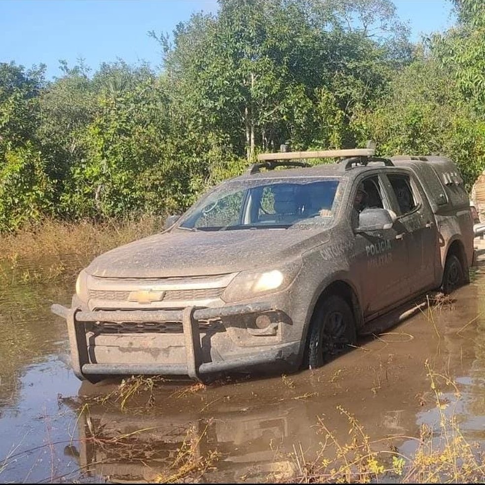 Buscas acontecem em áreas de difícil acesso na zona rural — Foto: PM/Divulgação